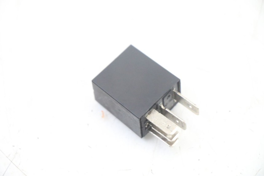 photo de PRZEKAŹNIK ELEKTRYCZNY PEUGEOT KISBEE 4T 50 (2018 - 2022) - Inny kąt widzenia