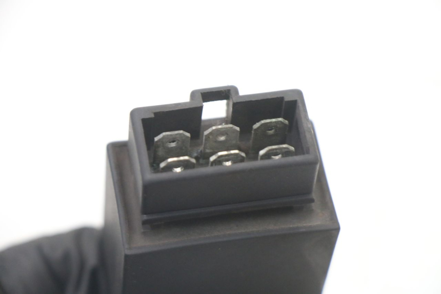 photo de PRZEKAŹNIK ELEKTRYCZNY PIAGGIO VESPA LX 2T 50 (2005 - 2013) - Inny kąt widzenia