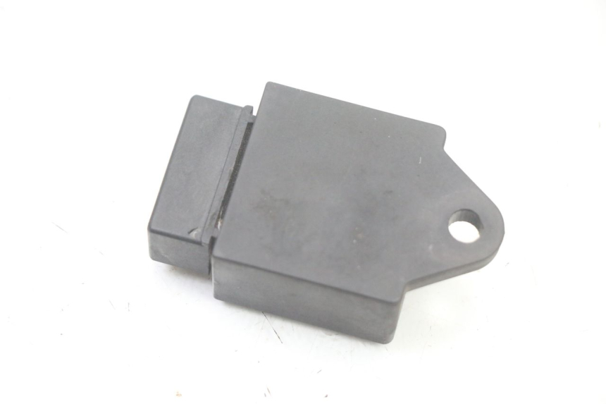 photo de PRZEKAŹNIK ELEKTRYCZNY PIAGGIO VESPA S 2T 50 (2007 - 2014) - Inny kąt widzenia