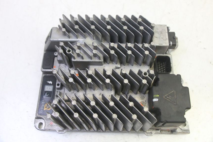 photo de PRZEKAŹNIK ELEKTRYCZNY LIGIER PULSE 3 1 (2014 - 2020) - Inny kąt widzenia