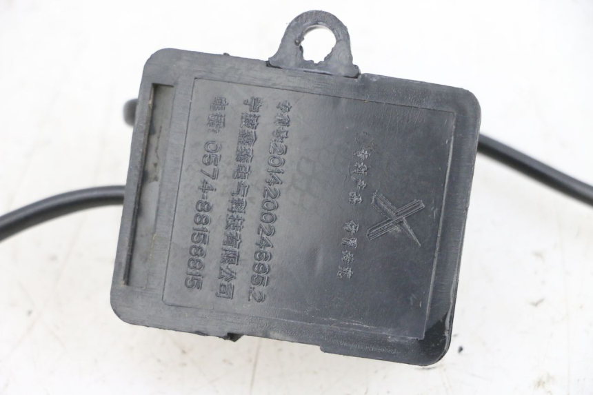 photo de PRZEKAŹNIK ELEKTRYCZNY EFUN PUSA 1 - Szczegół części