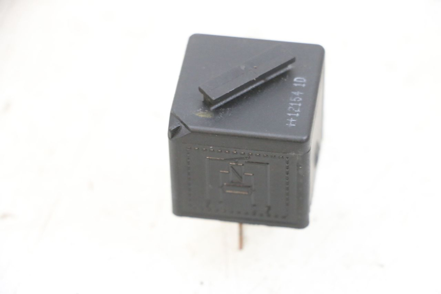 photo de PRZEKAŹNIK ELEKTRYCZNY BMW R RT ABS 1200 (2010 - 2014) - Szczegół części