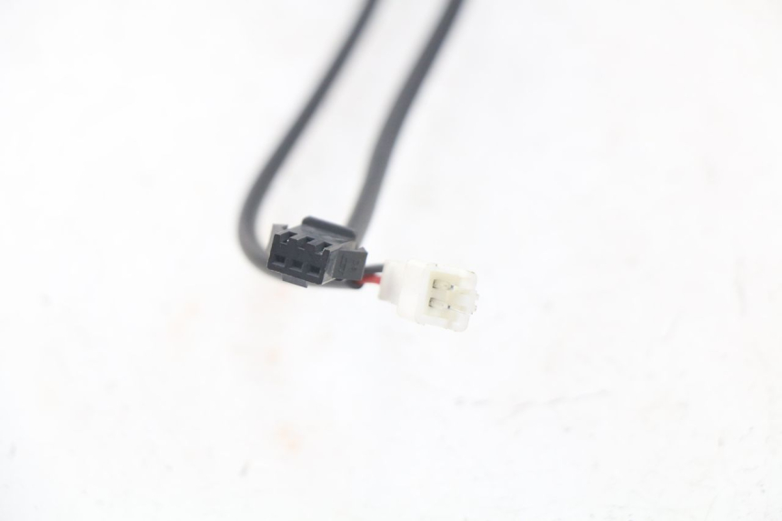 photo de PRZEKAŹNIK ELEKTRYCZNY RED ELECTRIC RED E PRO 1 (2017 - 2019) - Zoom stanu zużycia