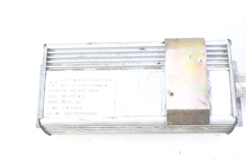 photo de PRZEKAŹNIK ELEKTRYCZNY RED ELECTRIC RED E PRO 1 (2017 - 2019) - Punkty mocowania