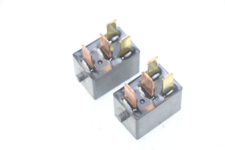 photo de PRZEKAŹNIK ELEKTRYCZNY TNT MOTOR ROMA 10' 4T 50 (2019 - 2022) - Zoom stanu zużycia