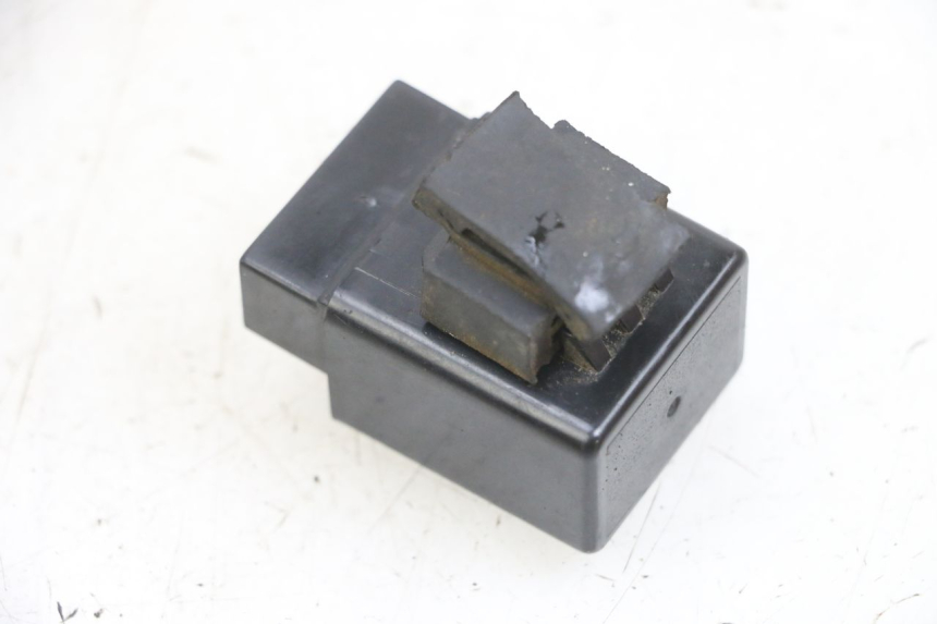 photo de PRZEKAŹNIK ELEKTRYCZNY TNT MOTOR ROMA 10' 4T 50 (2019 - 2022) - Zoom stanu zużycia