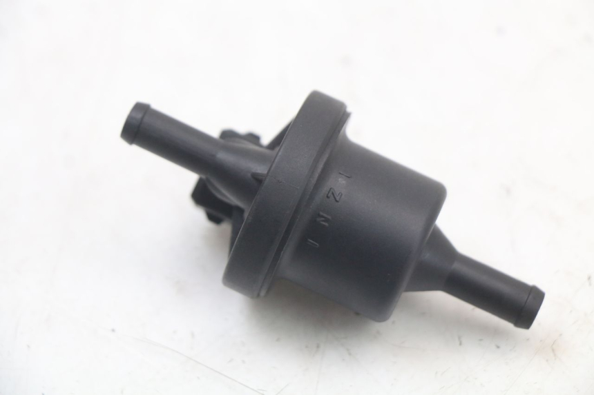 photo de PRZEKAŹNIK ELEKTRYCZNY ROYAL ENFIELD CONTINENTAL GT 650 (2019 - 2024) - Widok główny