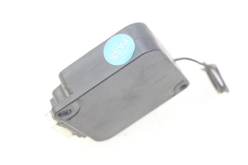 photo de PRZEKAŹNIK ELEKTRYCZNY LVNENG S5 1 (2019 - 2023) - Zoom stanu zużycia