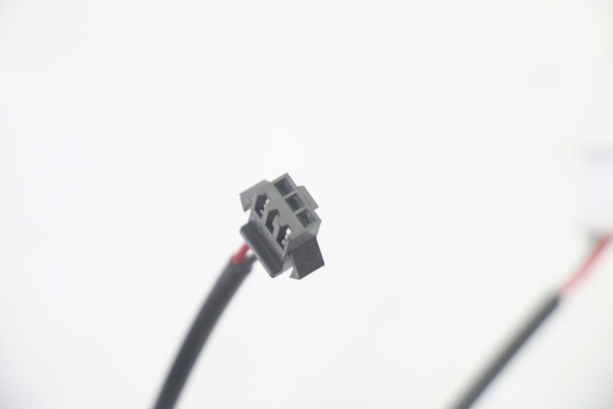 photo de PRZEKAŹNIK ELEKTRYCZNY JM MOTORS SANTANA EVO 50 (2024 - 2026) - Inny kąt widzenia