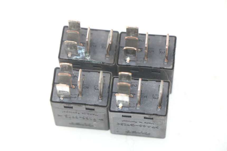 photo de PRZEKAŹNIK ELEKTRYCZNY PEUGEOT SATELIS 500 (2007 - 2013) - Zoom stanu zużycia