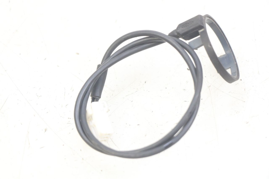 photo de PRZEKAŹNIK ELEKTRYCZNY PEUGEOT SATELIS 125 (2010 - 2012) - Inny kąt widzenia