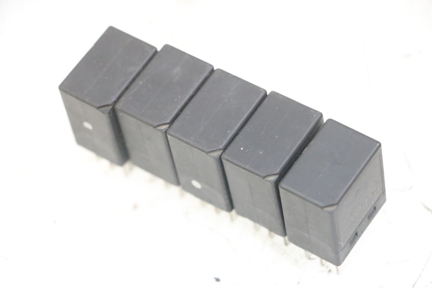 photo de PRZEKAŹNIK ELEKTRYCZNY PEUGEOT SATELIS 125 (2013 - 2018) - Zoom stanu zużycia