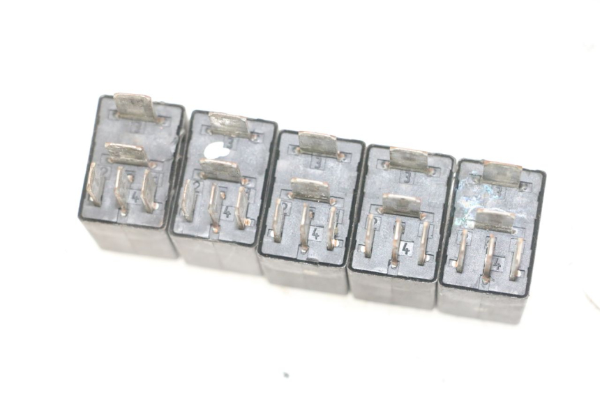 photo de PRZEKAŹNIK ELEKTRYCZNY PEUGEOT SATELIS 125 (2013 - 2018) - Inny kąt widzenia