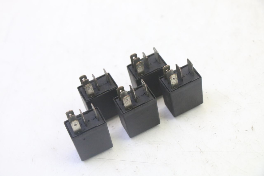 photo de PRZEKAŹNIK ELEKTRYCZNY PEUGEOT SATELIS 125 (2013 - 2018) - Zoom stanu zużycia