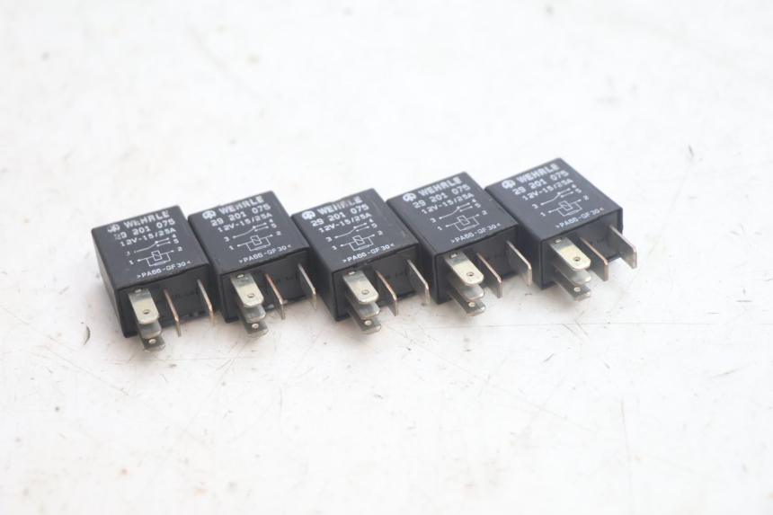 photo de PRZEKAŹNIK ELEKTRYCZNY PEUGEOT SATELIS 125 (2013 - 2018) - Szczegół części