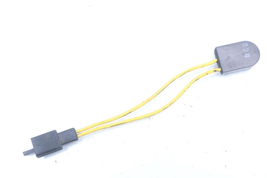 photo de PRZEKAŹNIK ELEKTRYCZNY APRILIA SCARABEO GT 125 (1999 - 2007) - Zoom stanu zużycia