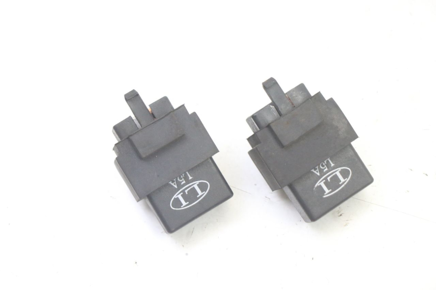 photo de PRZEKAŹNIK ELEKTRYCZNY APRILIA SCARABEO GT TOURING 125 (1999 - 2005) - Szczegół części