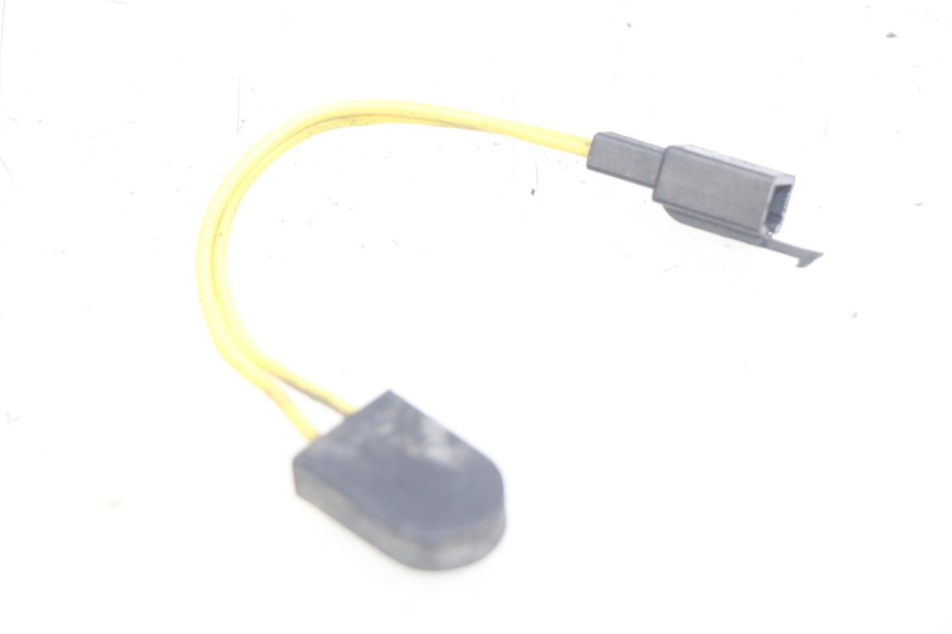 photo de PRZEKAŹNIK ELEKTRYCZNY APRILIA SCARABEO LIGHT 125 (2007 - 2011) - Zoom stanu zużycia