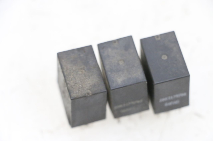 photo de PRZEKAŹNIK ELEKTRYCZNY PEUGEOT SPEEDFIGHT 4 4T EFI 50 (2021 - 2025) - Szczegół części