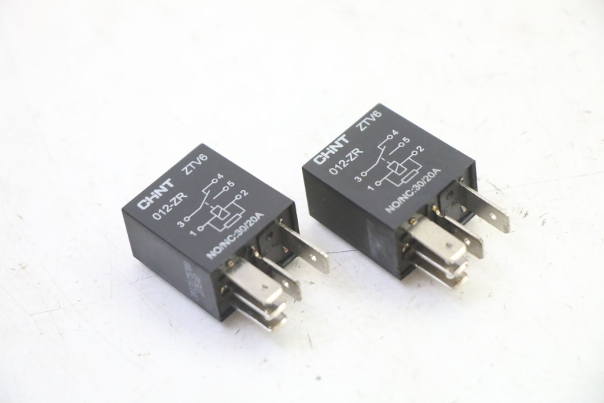 photo de PRZEKAŹNIK ELEKTRYCZNY PEUGEOT STREETZONE I NAKED 2T 50 (2018 - 2020) - Szczegół części