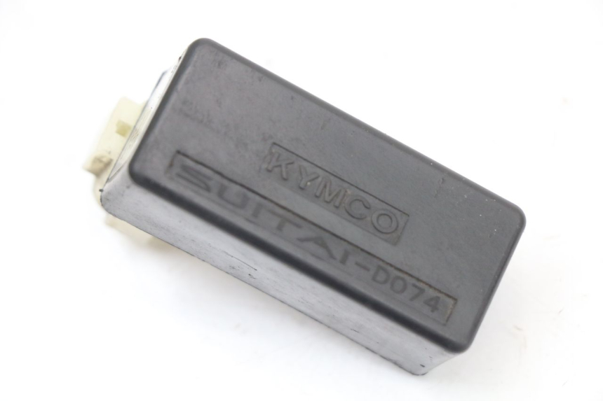 photo de PRZEKAŹNIK ELEKTRYCZNY KYMCO SUPER 8 4T 50 (2021 - 2024) - Inny kąt widzenia