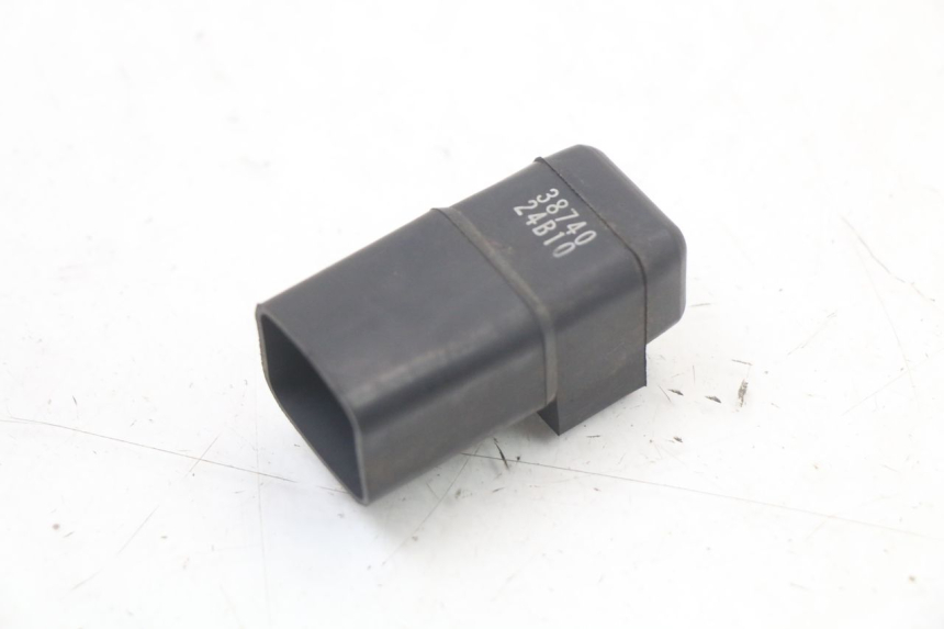 photo de PRZEKAŹNIK ELEKTRYCZNY SUZUKI GSR 750 (2011 - 2017) - Widok główny