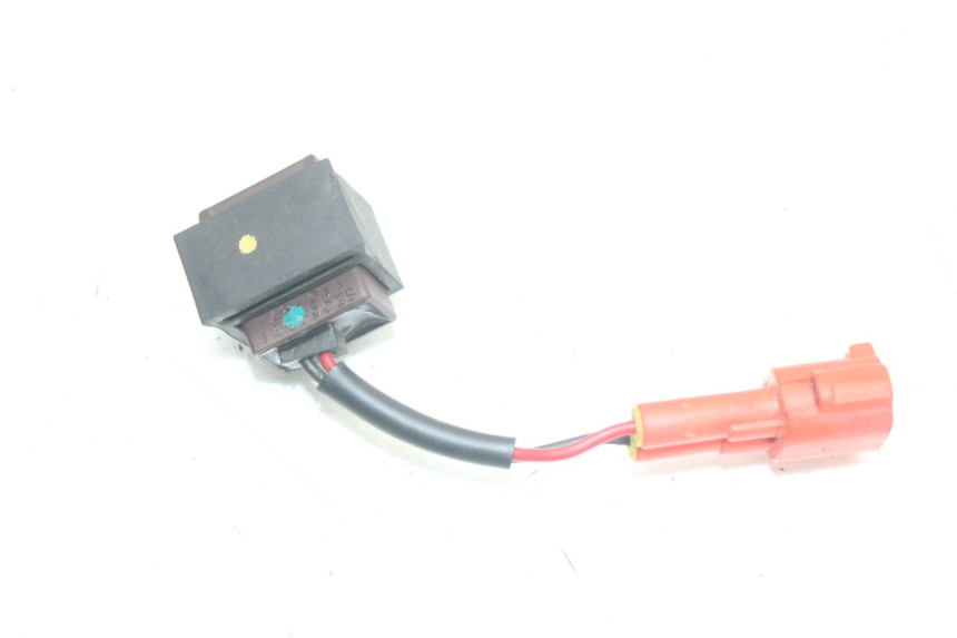 photo de PRZEKAŹNIK ELEKTRYCZNY HUSQVARNA SVARTPILEN 401 (2018 - 2023) - Inny kąt widzenia