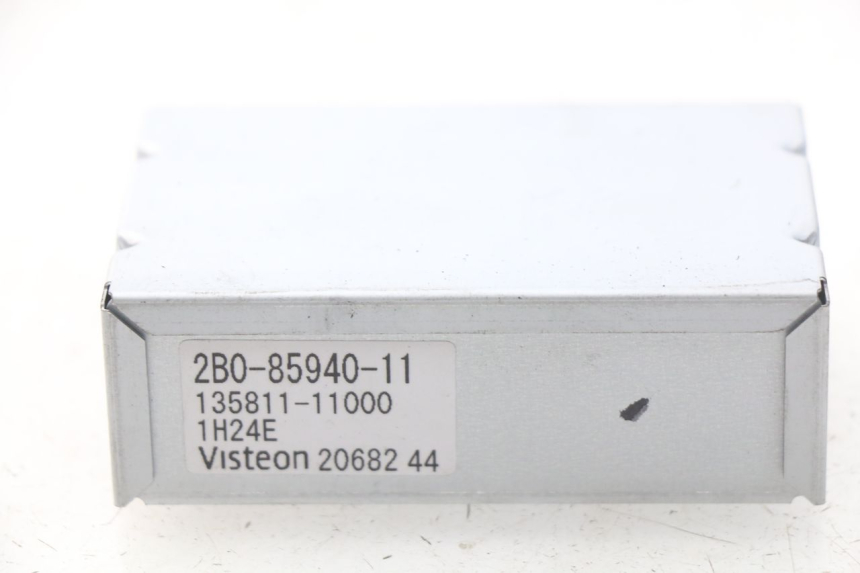 photo de PRZEKAŹNIK ELEKTRYCZNY YAMAHA TDM ABS 900 (2002 - 2014) - Inny kąt widzenia