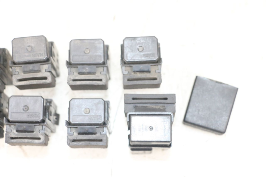 photo de PRZEKAŹNIK ELEKTRYCZNY YAMAHA TDM ABS 900 (2002 - 2014) - Inny kąt widzenia