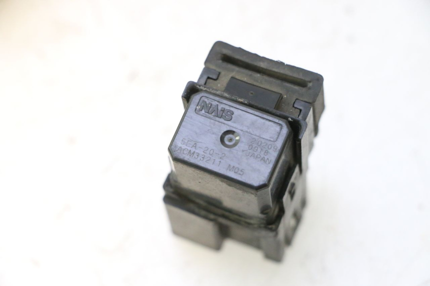 photo de PRZEKAŹNIK ELEKTRYCZNY YAMAHA TDM ABS 900 (2002 - 2014) - Widok ogólny