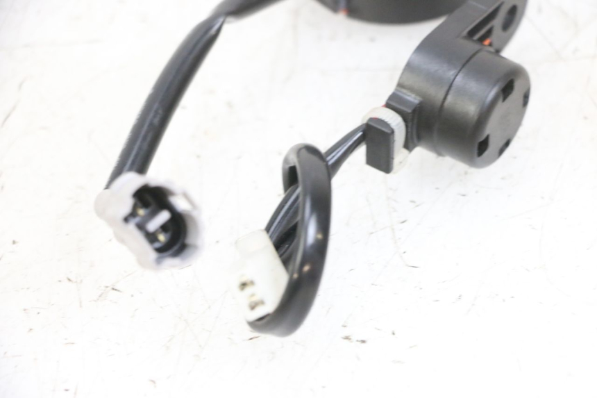 photo de PRZEKAŹNIK ELEKTRYCZNY YAMAHA TRICITY 300 (2020 - 2024) - Zbliżenie techniczne