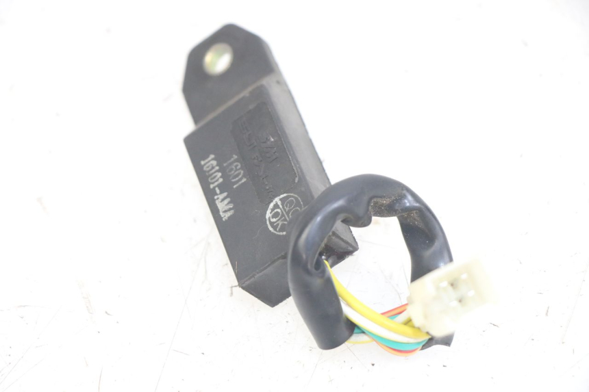 photo de PRZEKAŹNIK ELEKTRYCZNY PEUGEOT TWEET 4T 50 (2014 - 2019) - Inny kąt widzenia