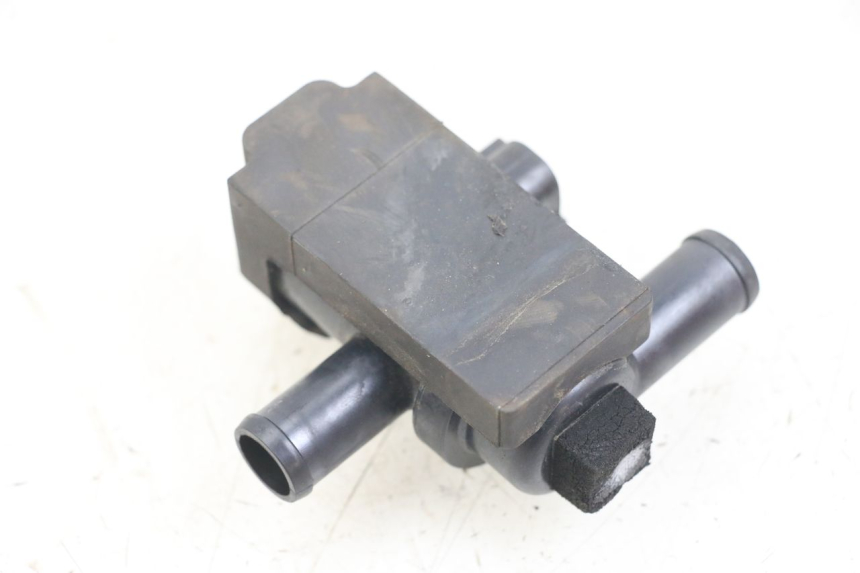 photo de PRZEKAŹNIK ELEKTRYCZNY KAWASAKI VERSYS ABS 650 (2015 - 2018) - Inny kąt widzenia