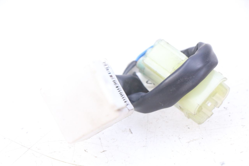 photo de PRZEKAŹNIK ELEKTRYCZNY PIAGGIO VESPA GTS IGET ABS 125 (2017 - 2023) - Zbliżenie techniczne