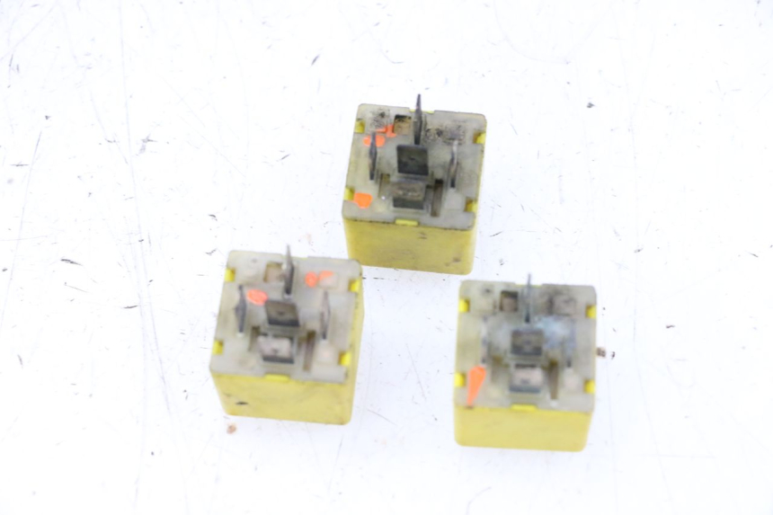 photo de PRZEKAŹNIK ELEKTRYCZNY PIAGGIO VESPA GTS SUPER IE 125 (2009 - 2016) - Szczegół części