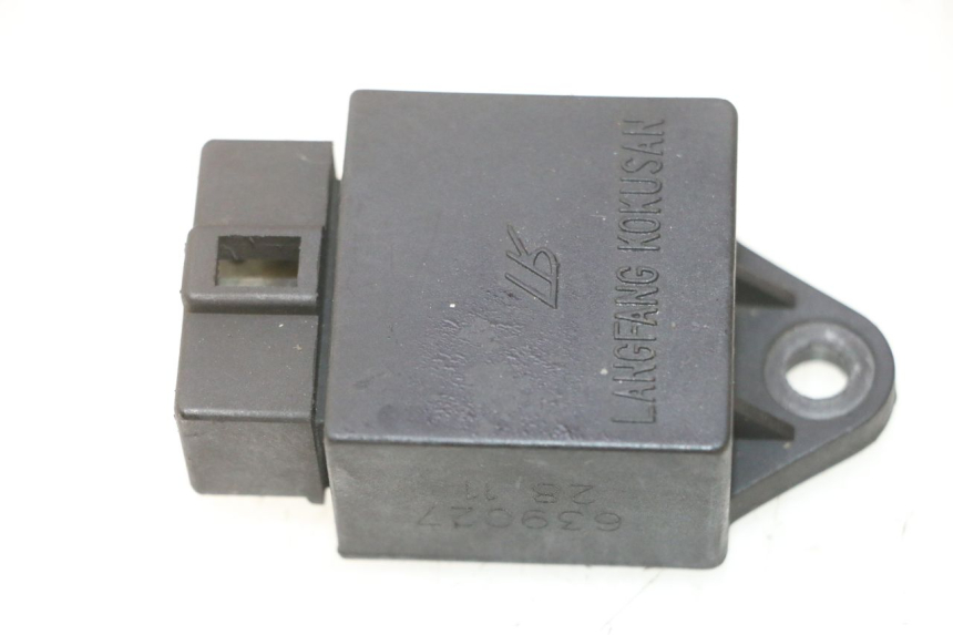 photo de PRZEKAŹNIK ELEKTRYCZNY PIAGGIO VESPA LX 2T 50 (2005 - 2013) - Widok główny