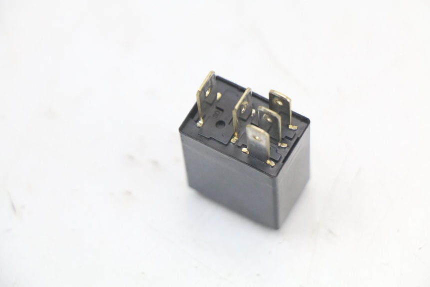 photo de PRZEKAŹNIK ELEKTRYCZNY PIAGGIO VESPA PRIMAVERA 4T 50 (2021 - 2024) - Szczegół części