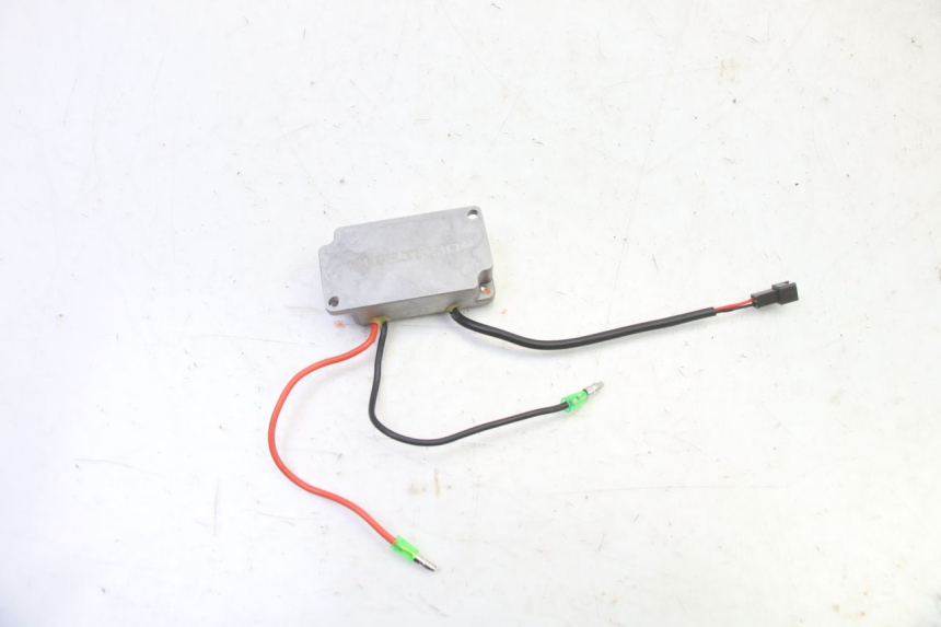 photo de PRZEKAŹNIK ELEKTRYCZNY DUALTRON VICTOR LIMITED 1 - Zbliżenie techniczne