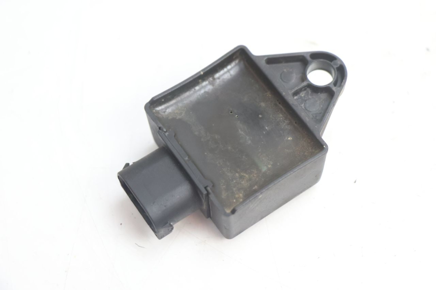 photo de PRZEKAŹNIK ELEKTRYCZNY PEUGEOT VIVACITY 50 (2004 - 2009) - Zoom stanu zużycia