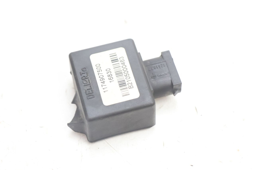 photo de PRZEKAŹNIK ELEKTRYCZNY PEUGEOT VIVACITY 50 (2004 - 2009) - Zoom stanu zużycia
