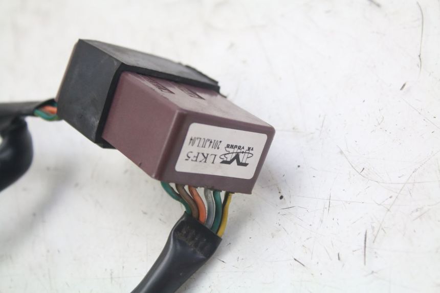 photo de PRZEKAŹNIK ELEKTRYCZNY KYMCO X-CITING XCITING 400 (2014 - 2018) - Inny kąt widzenia