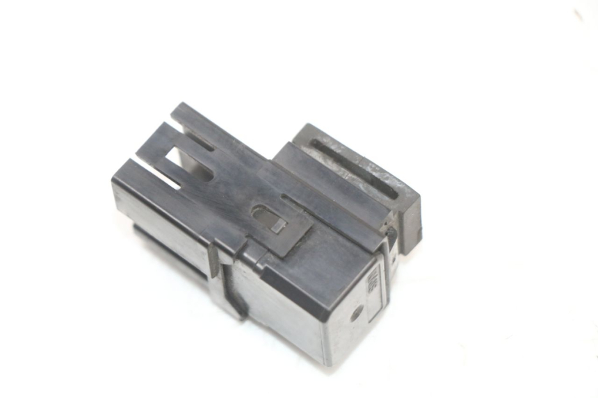 photo de PRZEKAŹNIK ELEKTRYCZNY YAMAHA XMAX X-MAX ABS 125 (2017 - 2020) - Zoom stanu zużycia