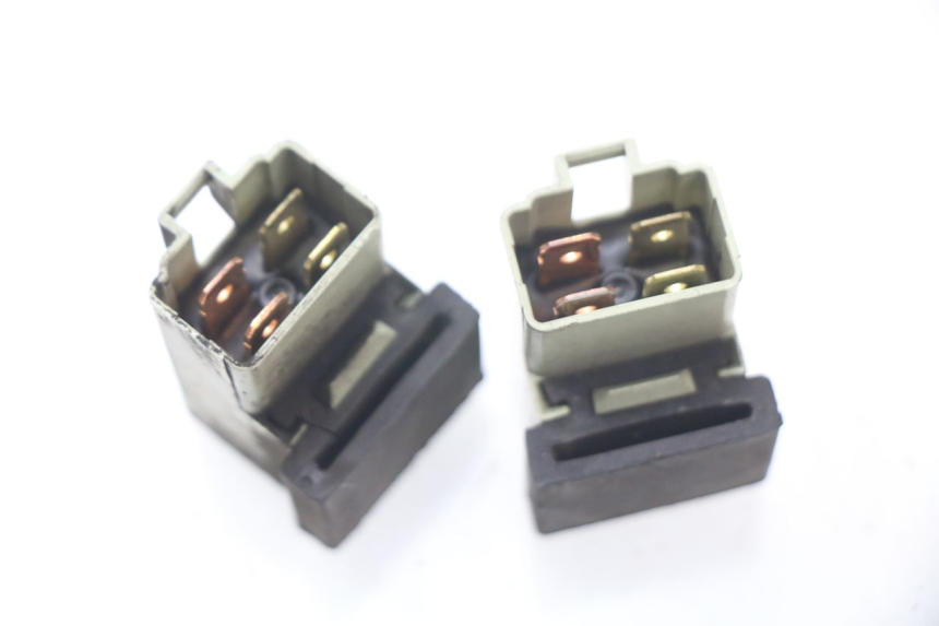 photo de PRZEKAŹNIK ELEKTRYCZNY YAMAHA X-MAX XMAX 125 (2010 - 2013) - Zoom stanu zużycia