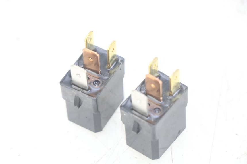 photo de PRZEKAŹNIK ELEKTRYCZNY YAMAHA X-MAX XMAX 125 (2010 - 2013) - Zoom stanu zużycia