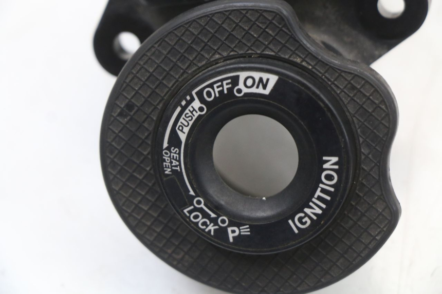 photo de PRZEKAŹNIK ELEKTRYCZNY YAMAHA X-MAX XMAX 125 (2010 - 2013) - Inny kąt widzenia