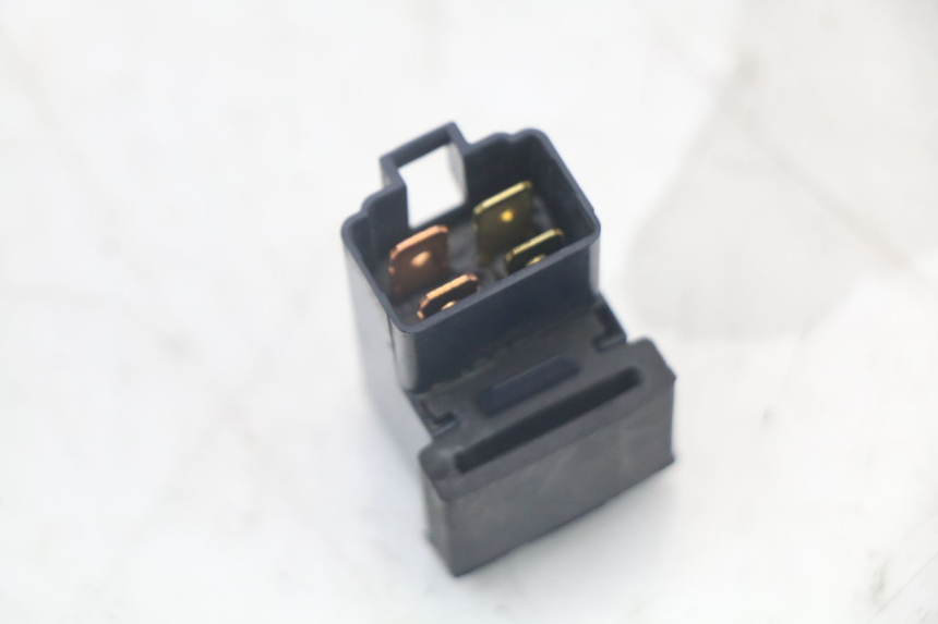 photo de PRZEKAŹNIK ELEKTRYCZNY YAMAHA XMAX X-MAX 125 (2006 - 2009) - Szczegół części