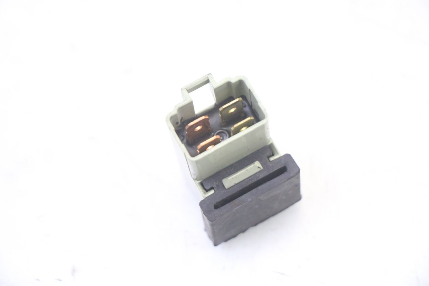 photo de PRZEKAŹNIK ELEKTRYCZNY YAMAHA X-MAX XMAX 125 (2010 - 2013) - Zoom stanu zużycia