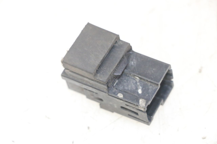 photo de PRZEKAŹNIK ELEKTRYCZNY YAMAHA X-MAX XMAX 125 (2010 - 2013) - Zoom stanu zużycia