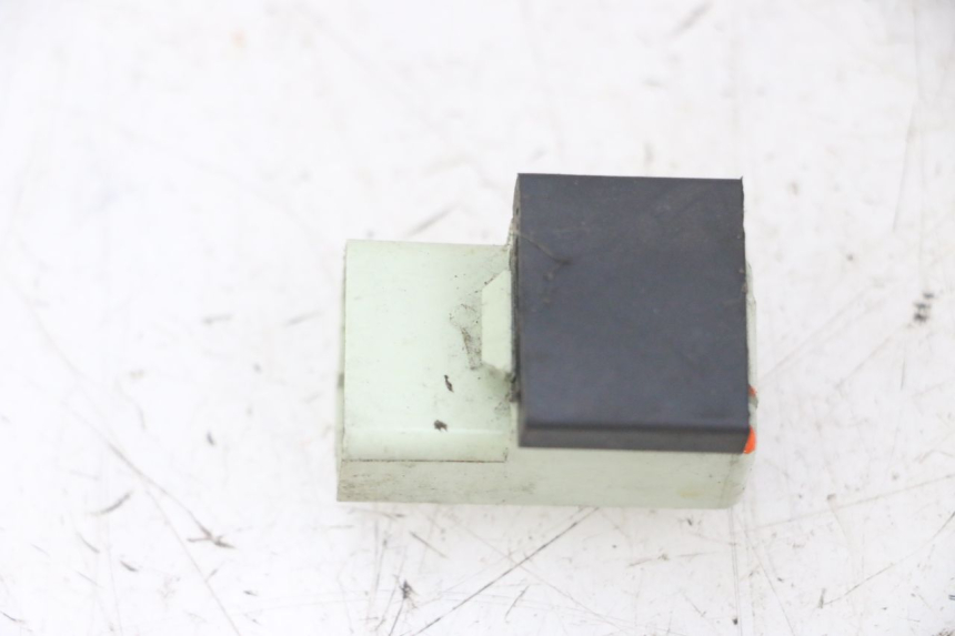 photo de PRZEKAŹNIK ELEKTRYCZNY YAMAHA X-MAX XMAX 125 (2010 - 2013) - Zoom stanu zużycia