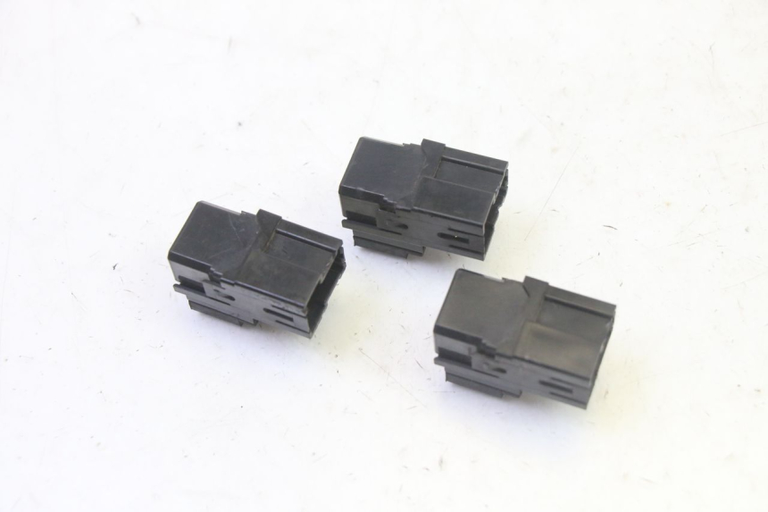 photo de PRZEKAŹNIK ELEKTRYCZNY YAMAHA X-MAX XMAX 125 (2010 - 2013) - Zoom stanu zużycia